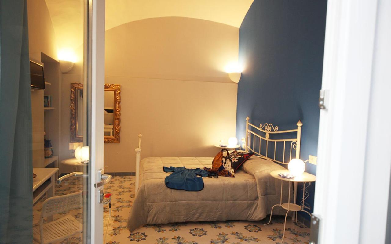 Domus Vilu Bed and Breakfast Nocera Superiore Exteriör bild
