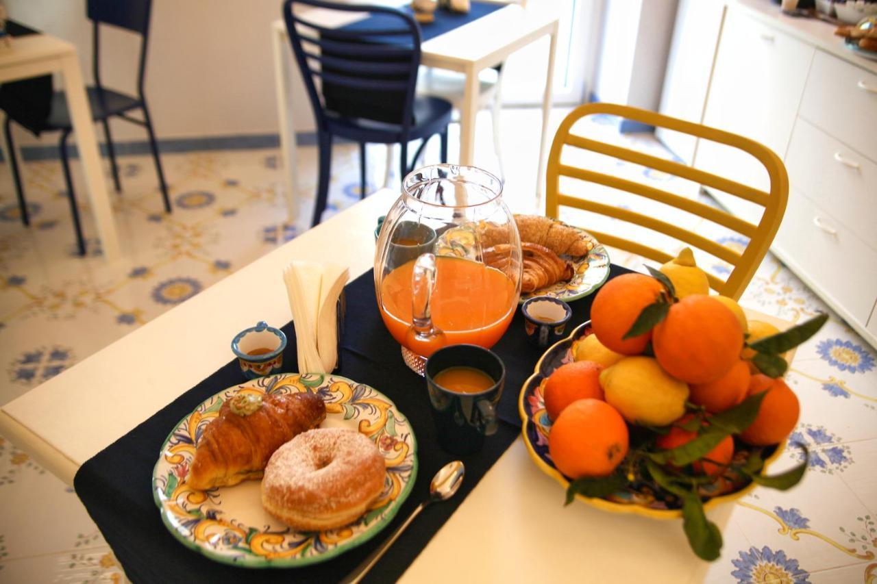 Domus Vilu Bed and Breakfast Nocera Superiore Exteriör bild