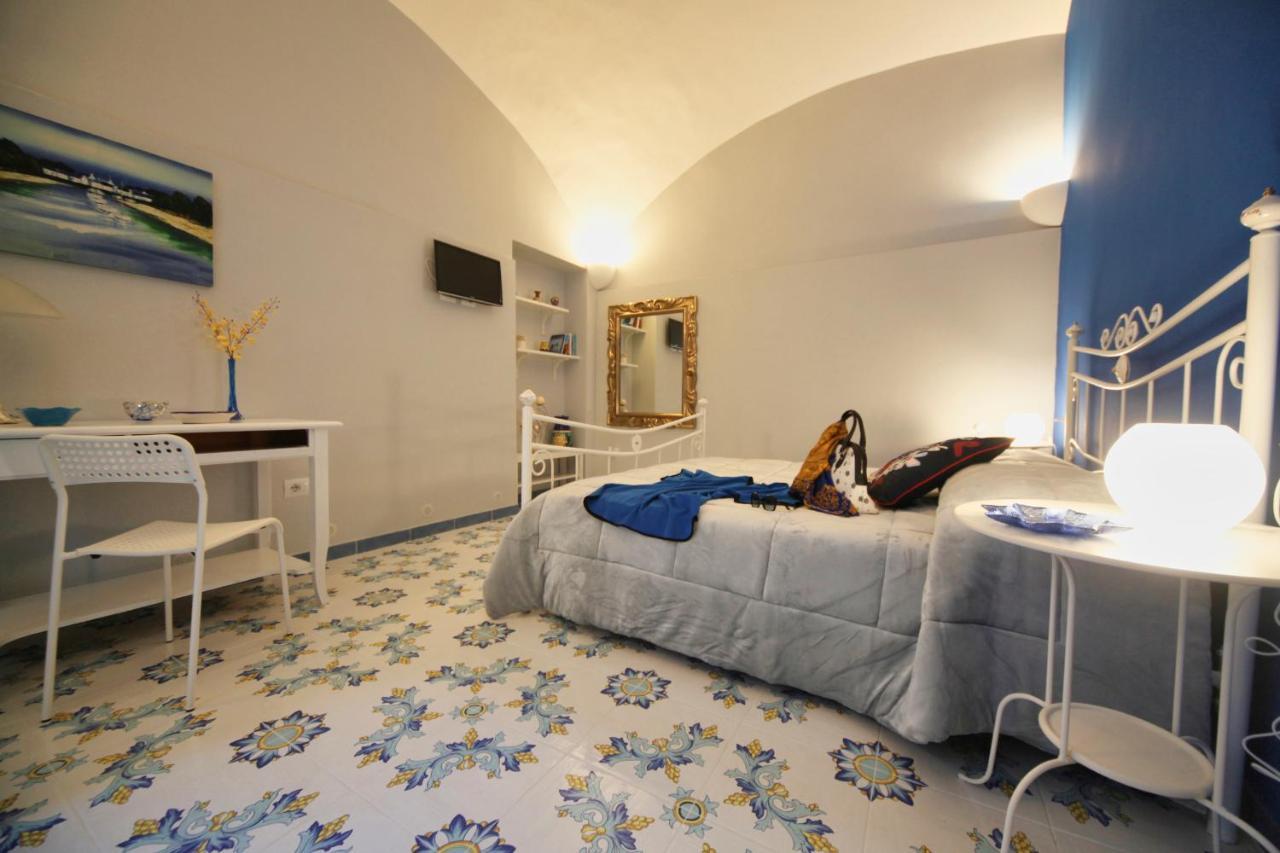 Domus Vilu Bed and Breakfast Nocera Superiore Exteriör bild