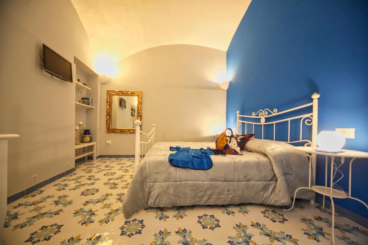 Domus Vilu Bed and Breakfast Nocera Superiore Exteriör bild