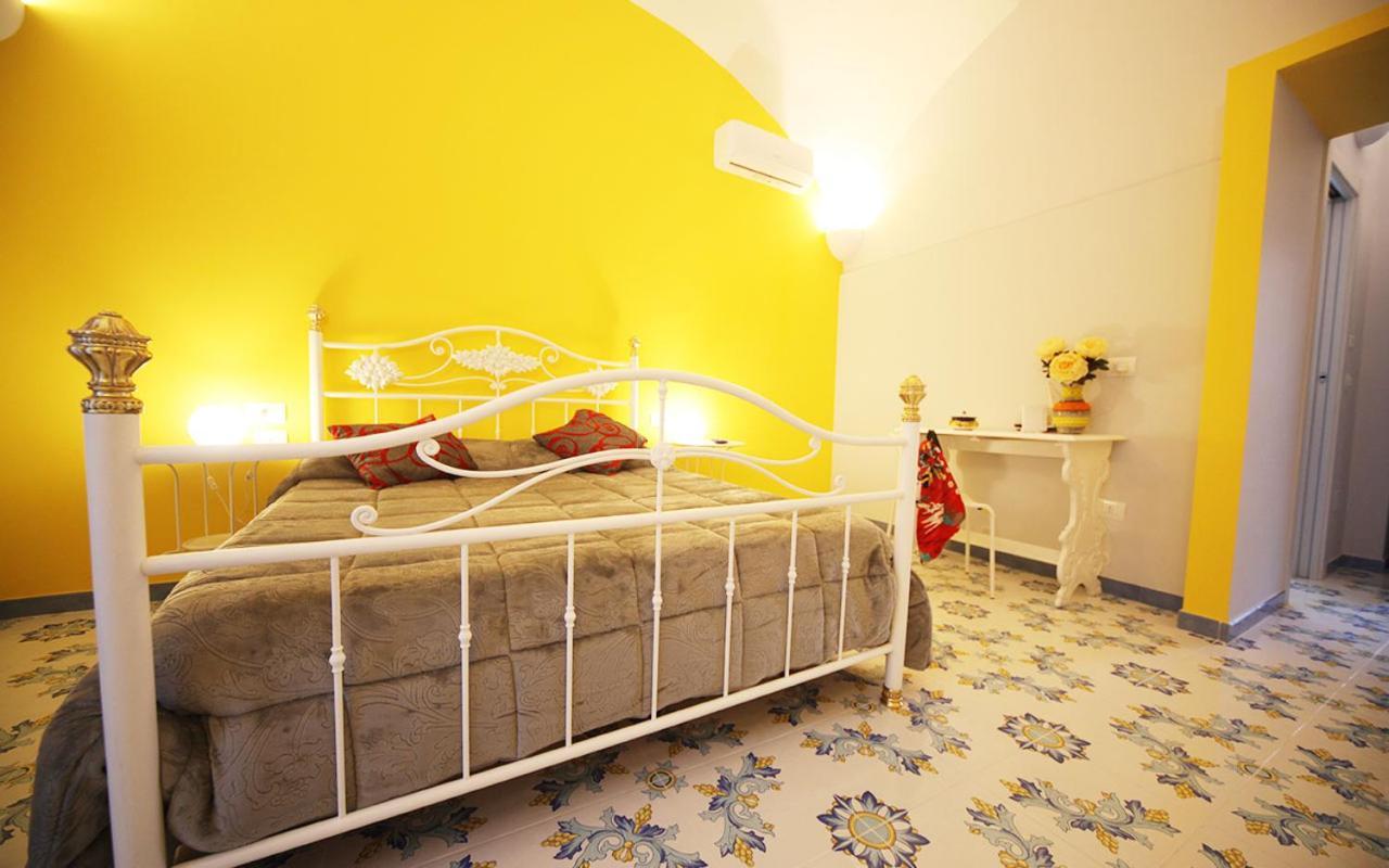 Domus Vilu Bed and Breakfast Nocera Superiore Exteriör bild